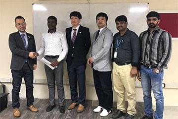 アノテーション株式会社とインド人大学生の内定者の集合写真